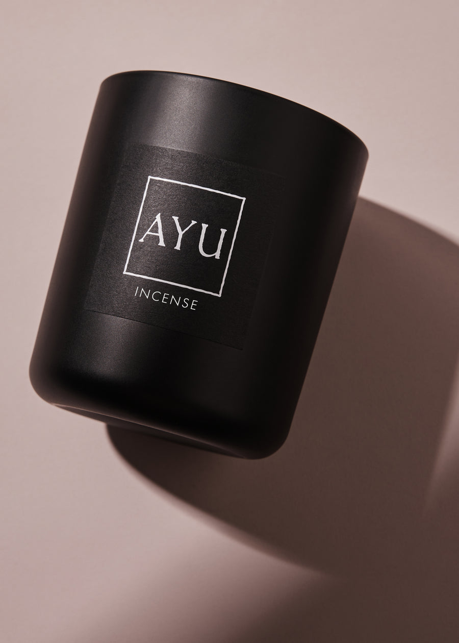 Incense-scented soy candle - pine, oudh & cedarwood