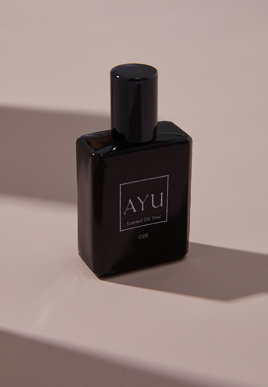 Ode Ayurvedic perfume oil - amber, sandalwood & saffron blossom