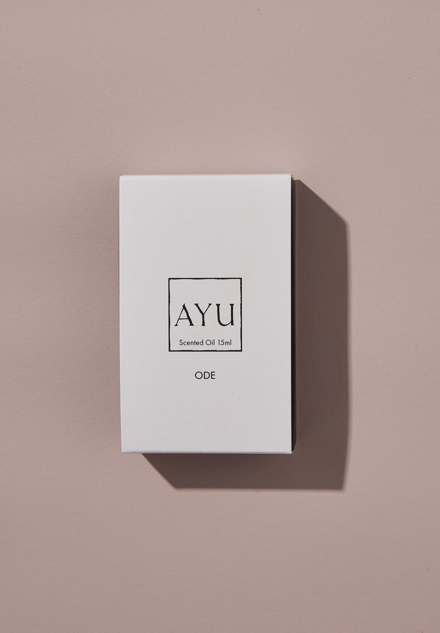 Ode Ayurvedic perfume oil - amber, sandalwood & saffron blossom